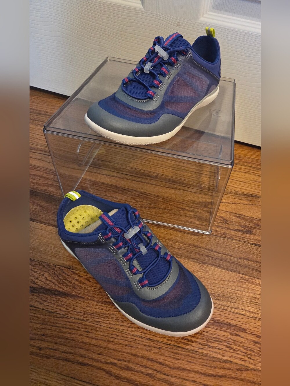 Lands End Women's Royal Plum Water Shoes Sneaker Size 6 NWOT